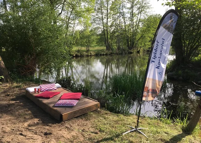 ラグジュアリーテント Kuckunniwi Tipidorf *